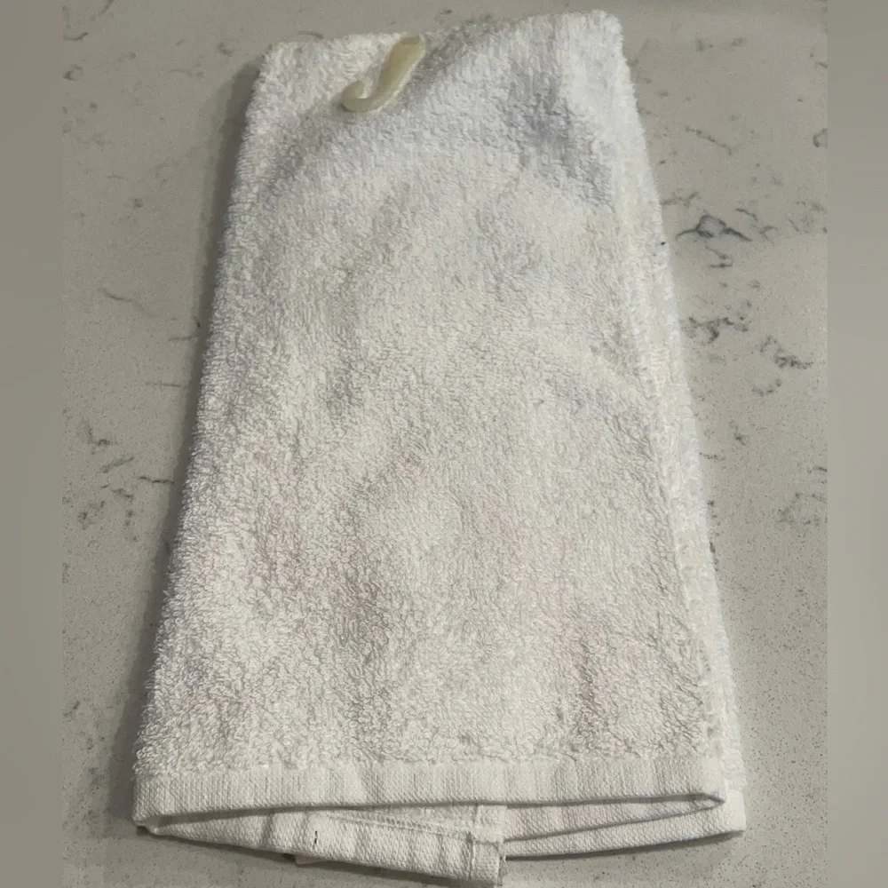 Chasing Dreams in Heels hand towel NEW